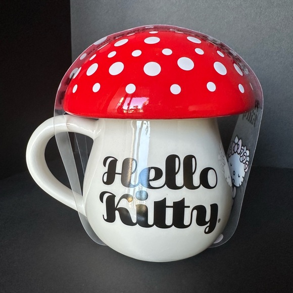 🍄 Hello Kitty mushroom mug 🍄 - Picture 2 of 7